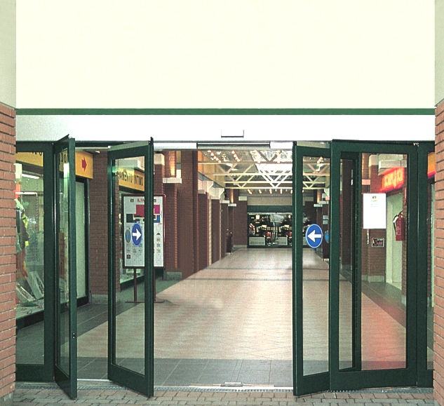PUERTA AUTOM&Aacute;TICA BATIENTE